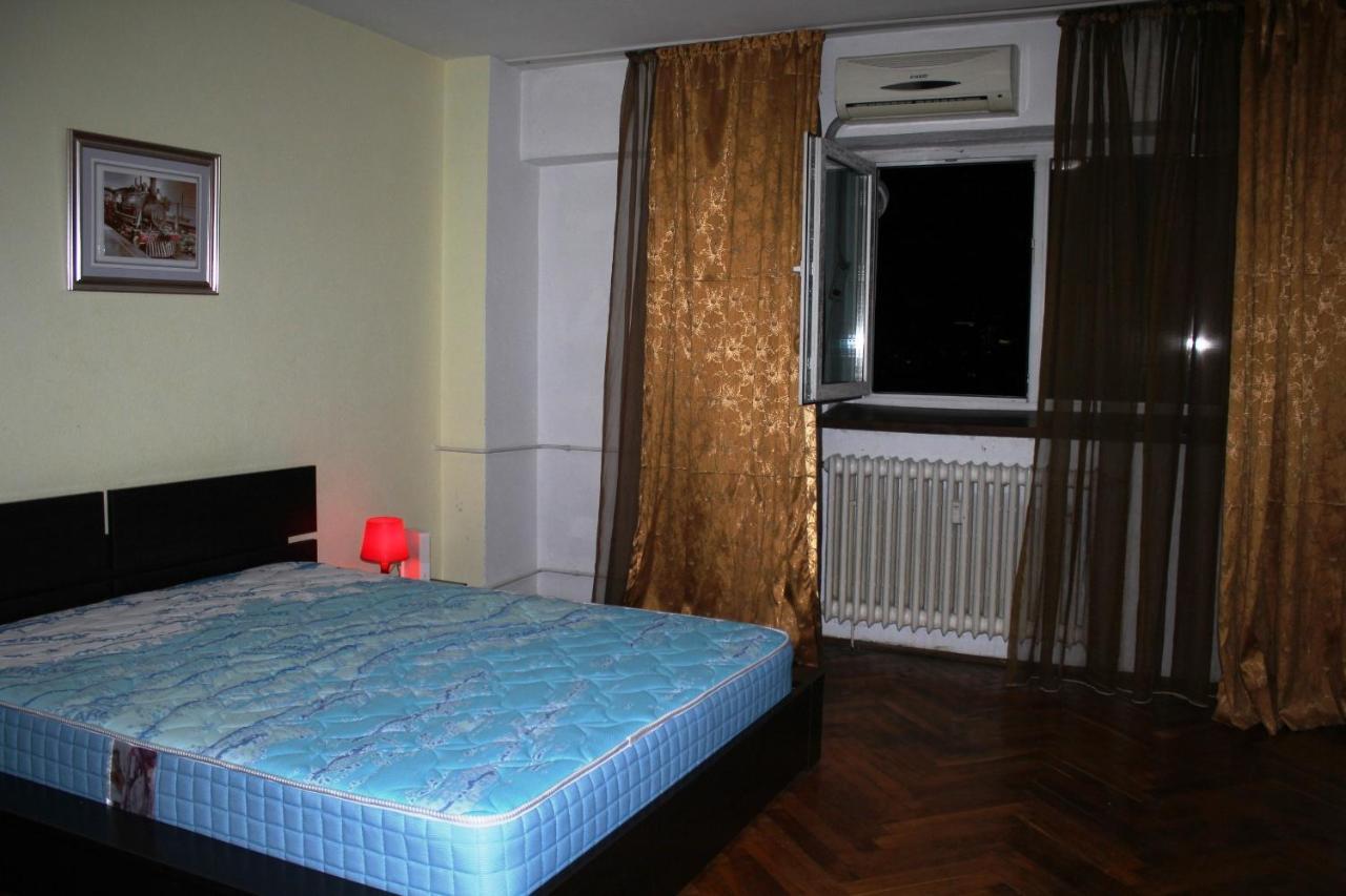Modern Apartment City Center 2 Bucharest Exterior photo